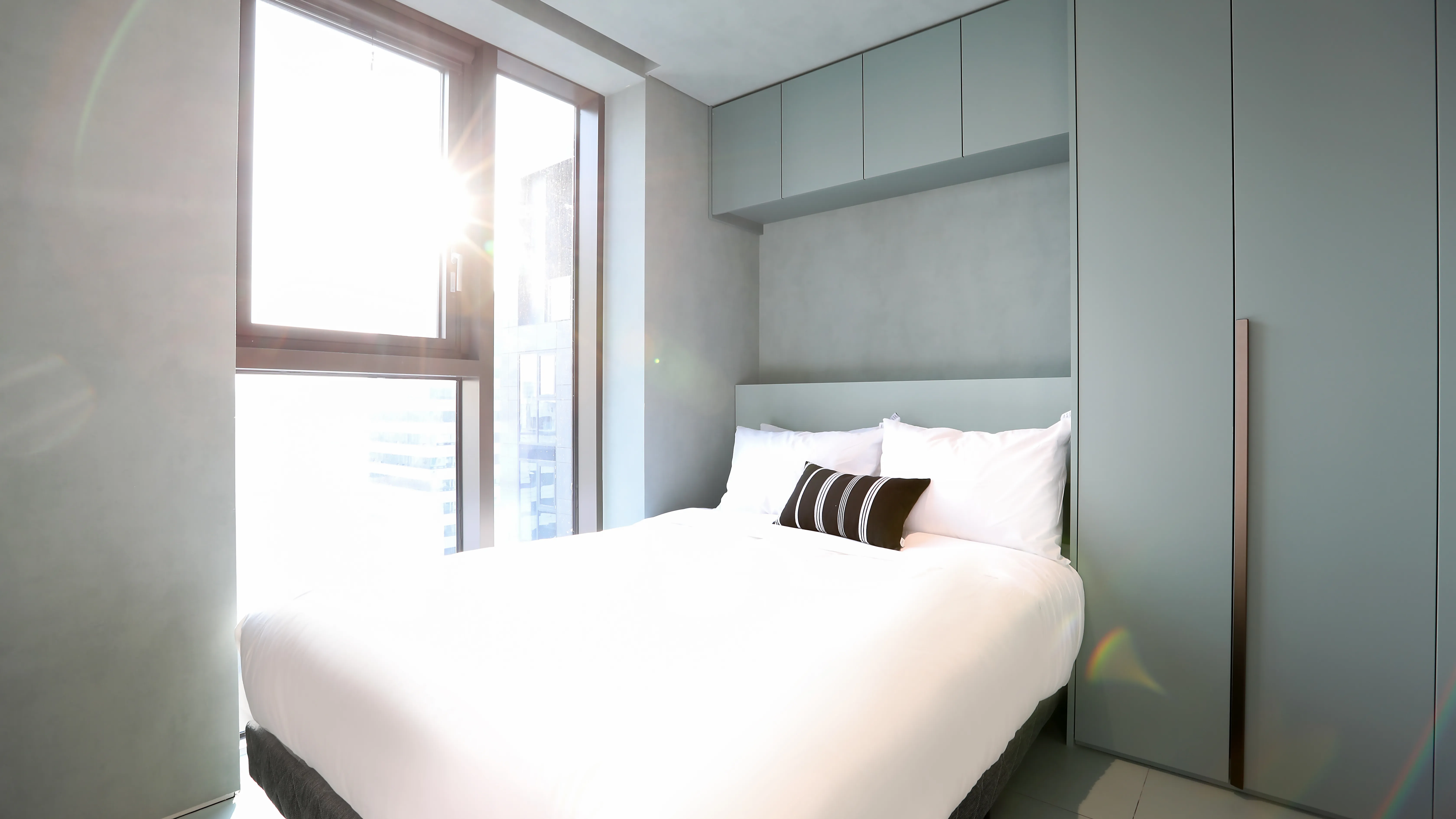 Superior Triple Residence