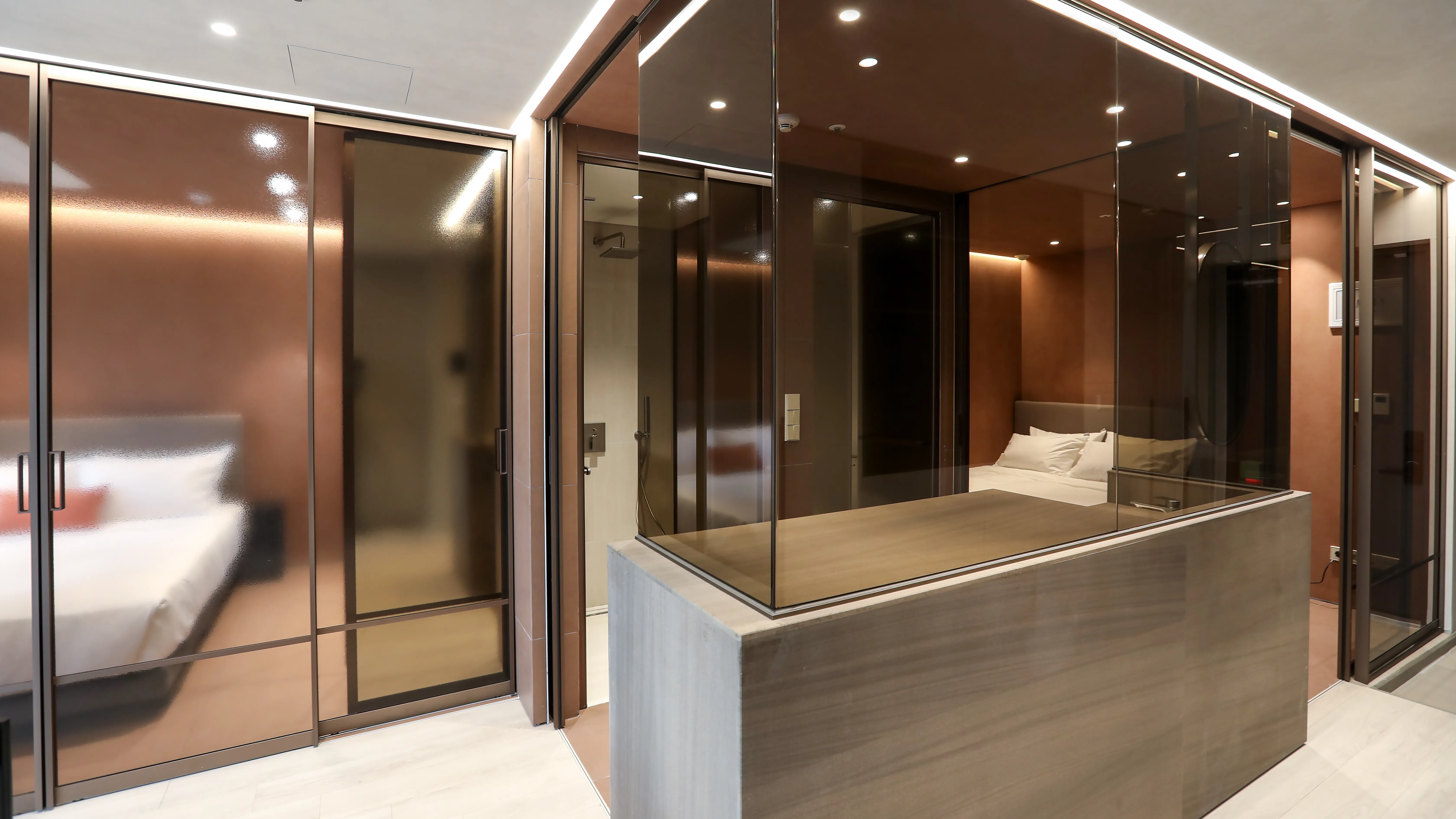 Family Twin Residence
